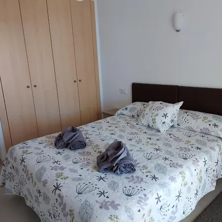 Dana Apartment *